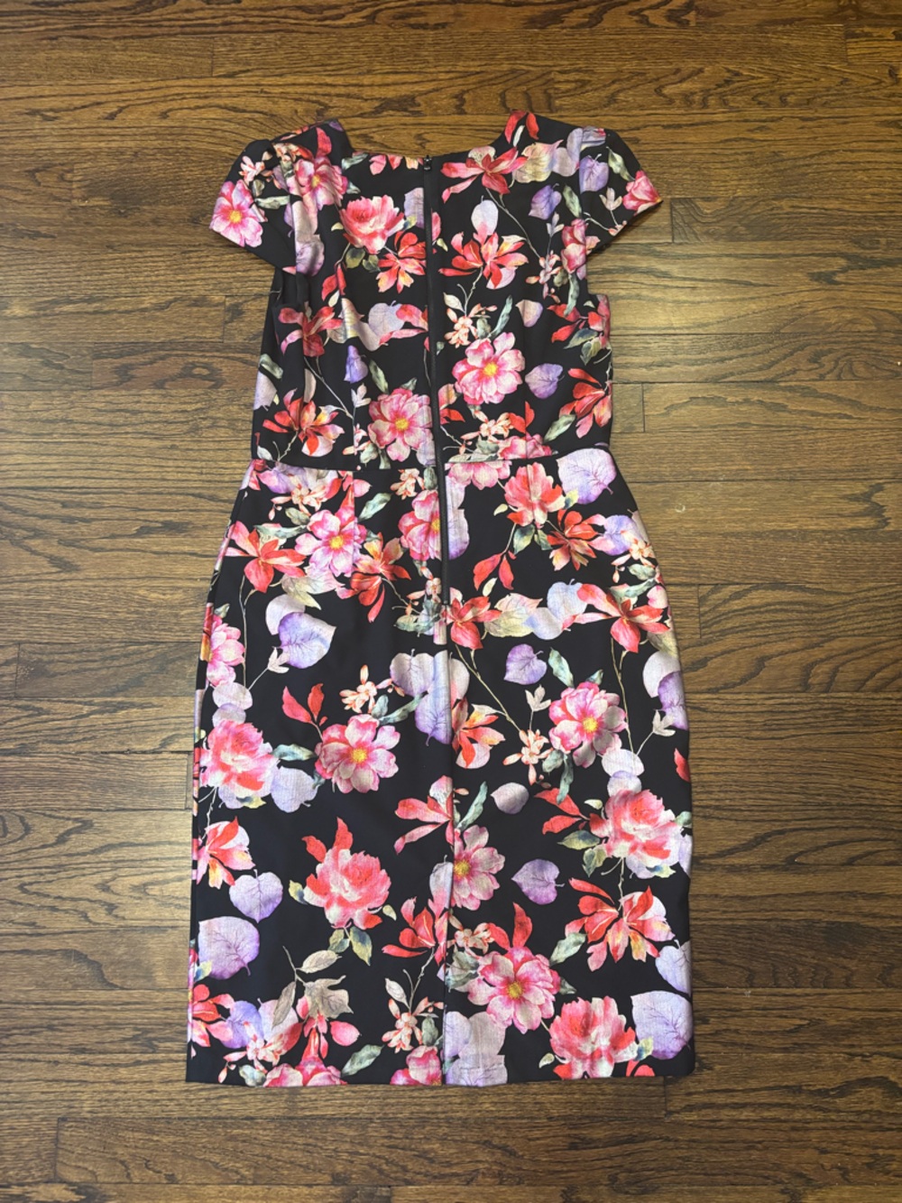 Betsey Johnson Vibrant Floral Spring Wedding Guest Dress - Picture 3 of 3